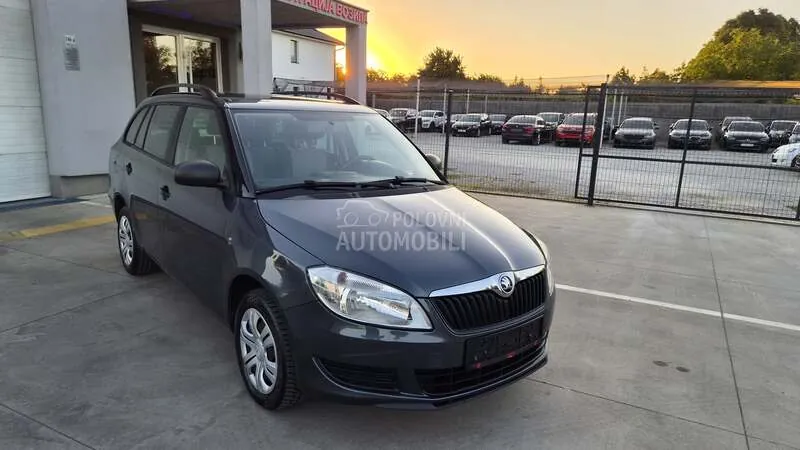 Skoda Fabia 2014 photo 5