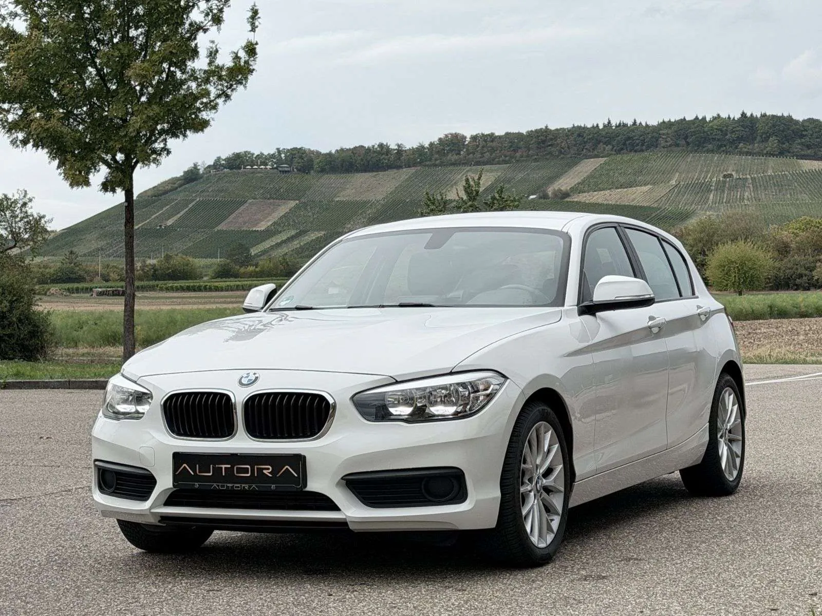 BMW 116D 2016 photo 2