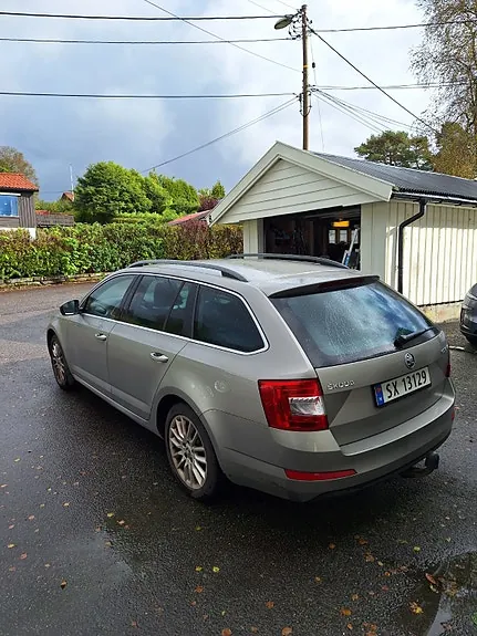 Skoda Octavia 2013 photo 4