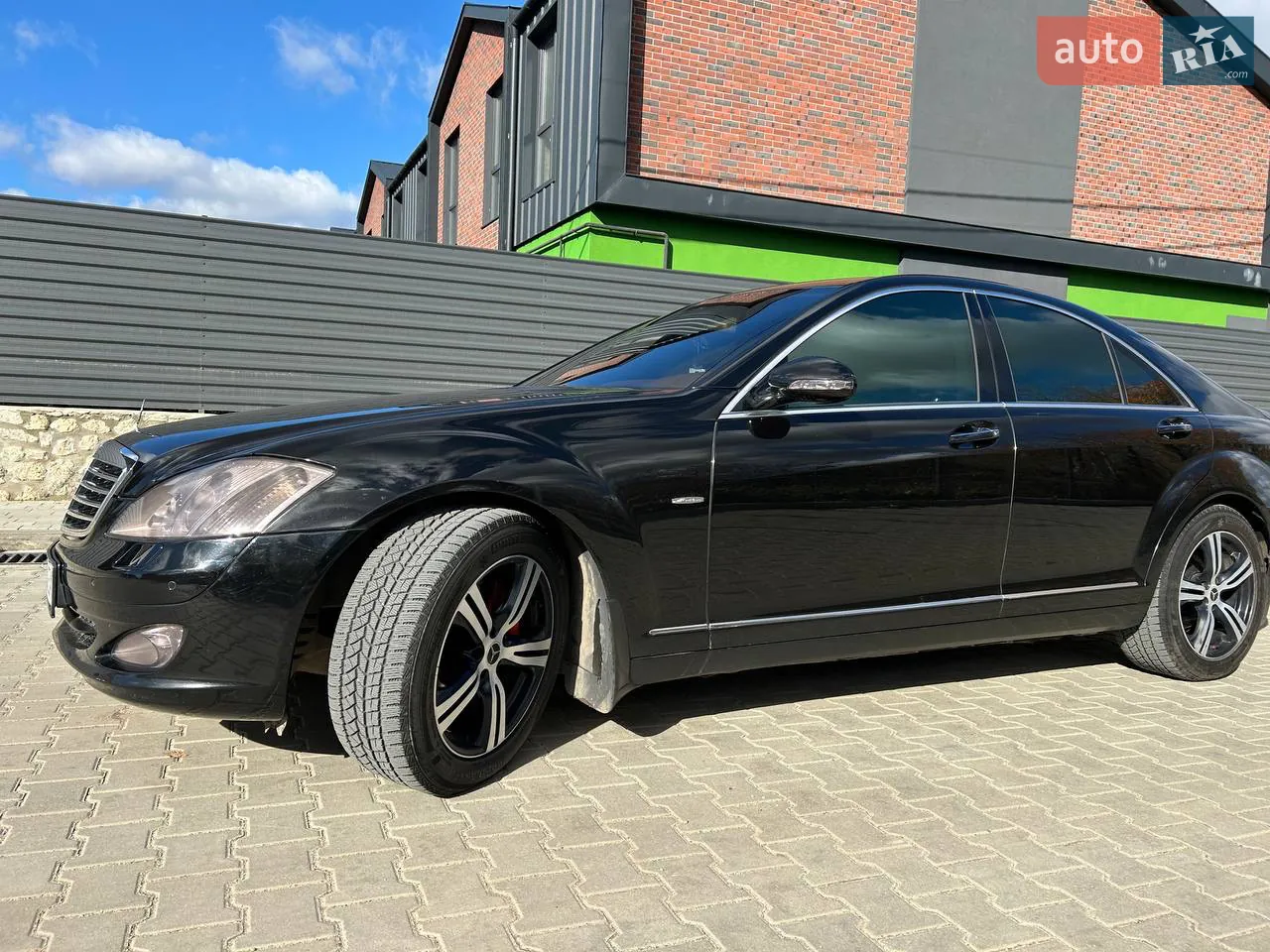 Mercedes-Benz S-Class 2006 photo 4