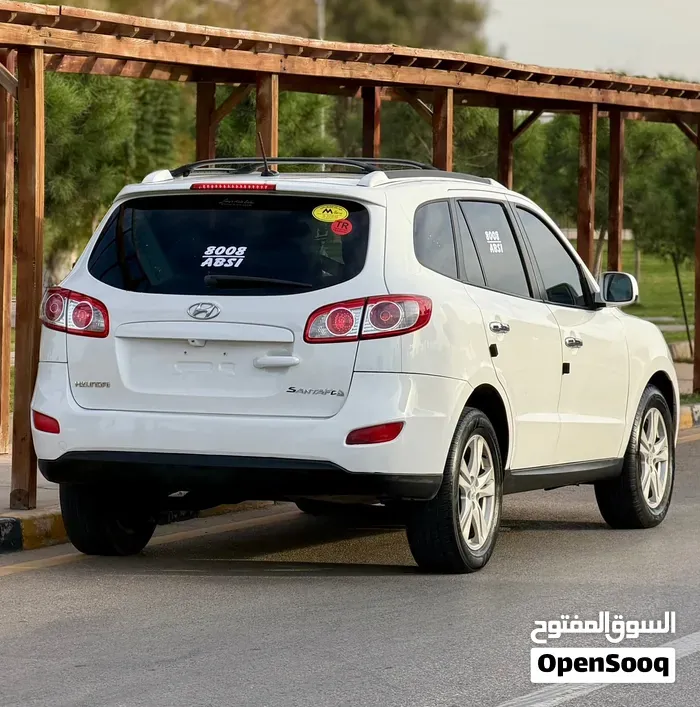 Hyundai Santa Fe 2012 photo 2