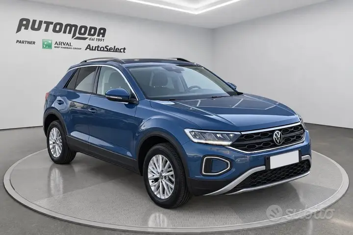 Volkswagen T-Roc 2022 photo 3