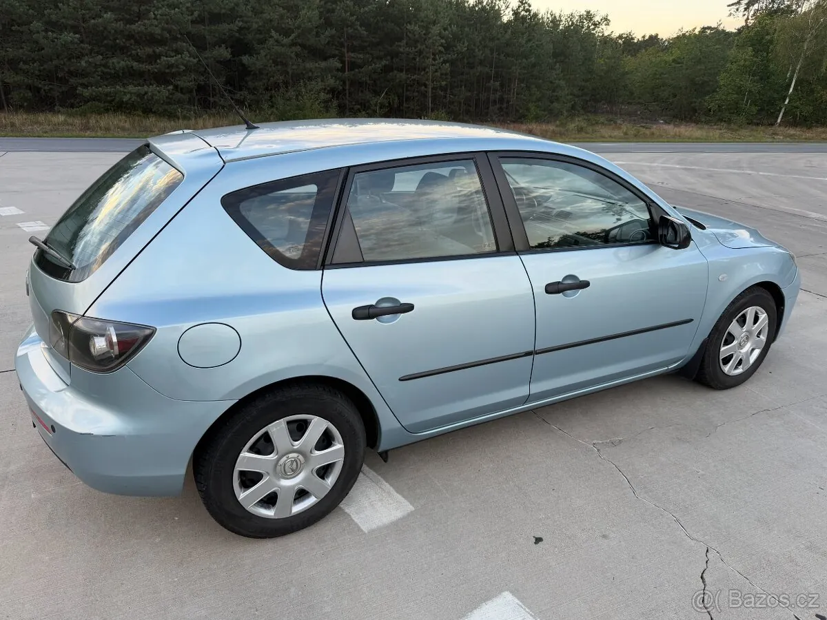 Mazda 3 2007 photo 3
