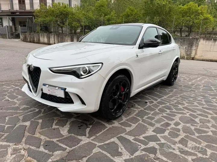Alfa Romeo Stelvio 2021 photo 3