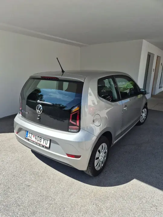 Volkswagen Up 2020 photo 3