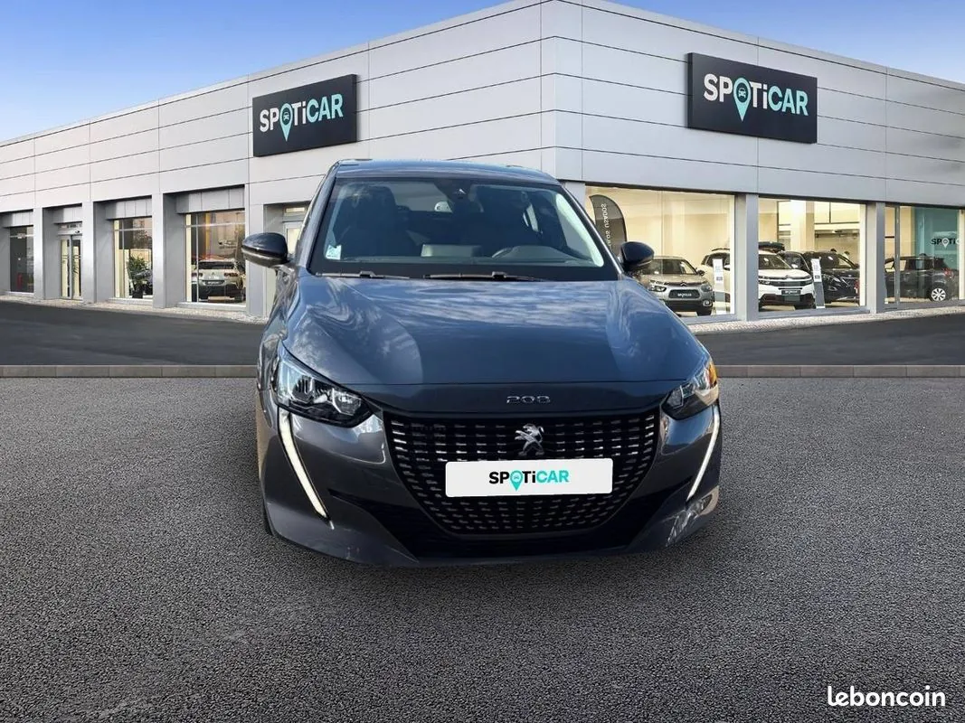 Peugeot 208 2023 photo 2