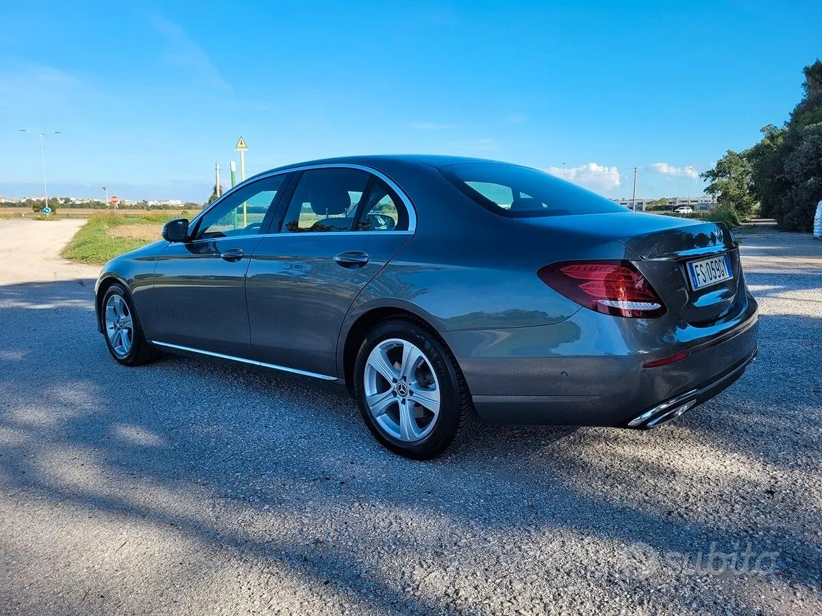 Mercedes-Benz E 200 D 2017 photo 3