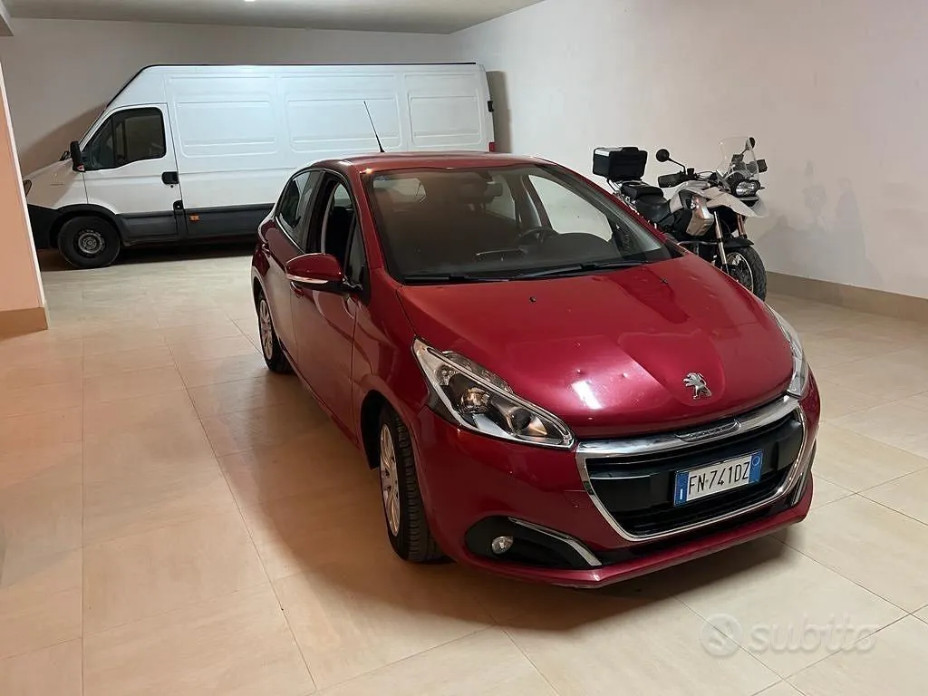 Peugeot 208 2018 photo 5