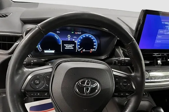 Toyota Corolla 2023 photo 2
