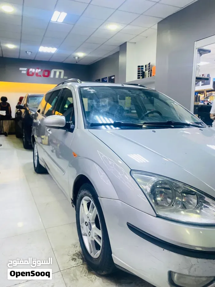 Ford Focus 2002 photo 2