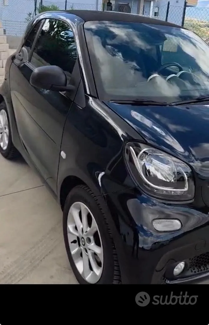 Smart Fortwo 2018 photo 2