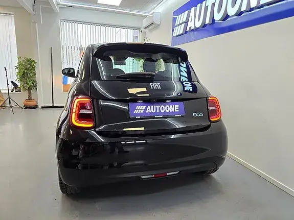 Fiat 500E 2023 photo 3