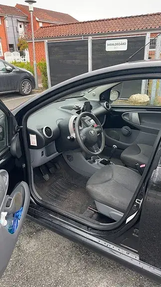 Toyota Aygo 2010 photo 4