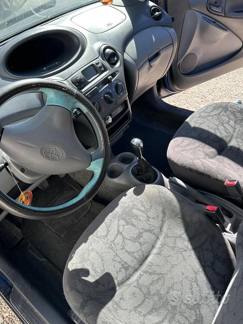 Toyota Yaris 2002 photo 5