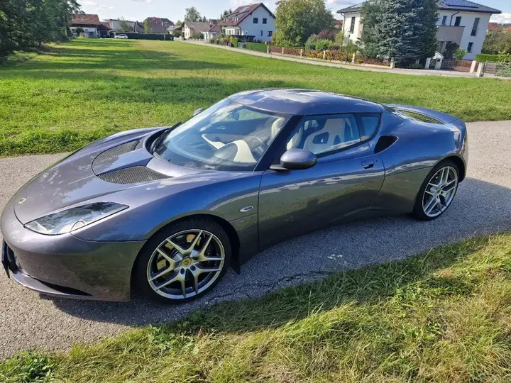 Lotus Evora 2010 photo 2