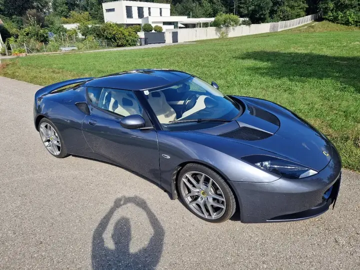 Lotus Evora