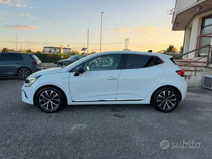 Renault Clio 2023 photo 4