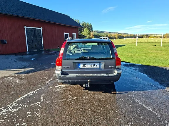 Volvo V70 2004 photo 4