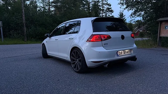 Volkswagen Golf Vii 2014 photo 4