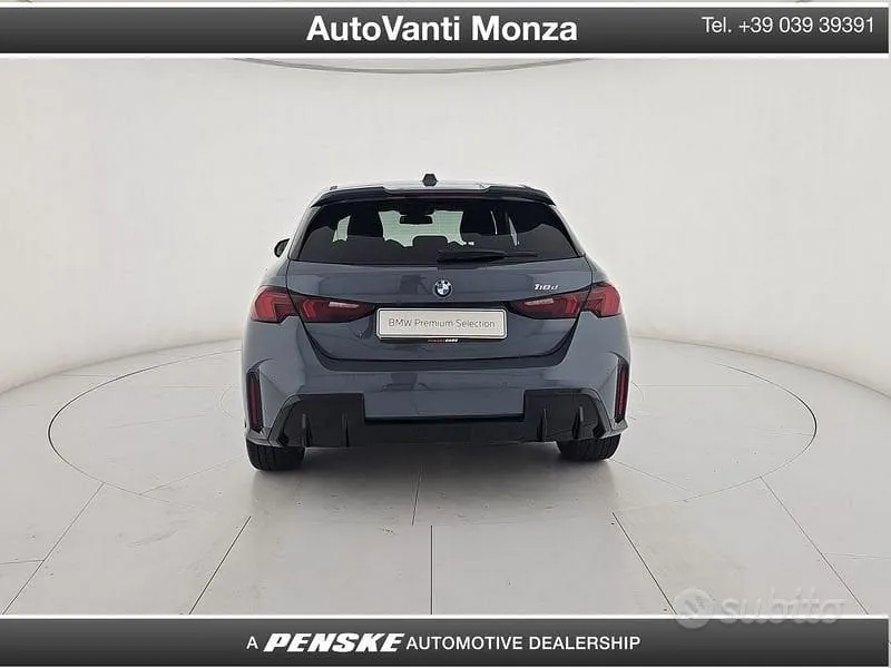 BMW 1 Series 2026 photo 5