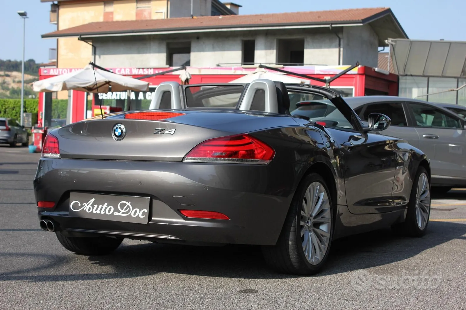 BMW Z4 2011 photo 4