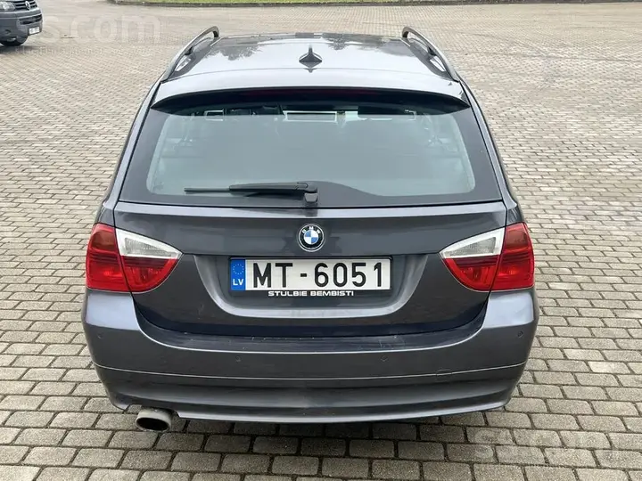 BMW 320 2007 photo 4