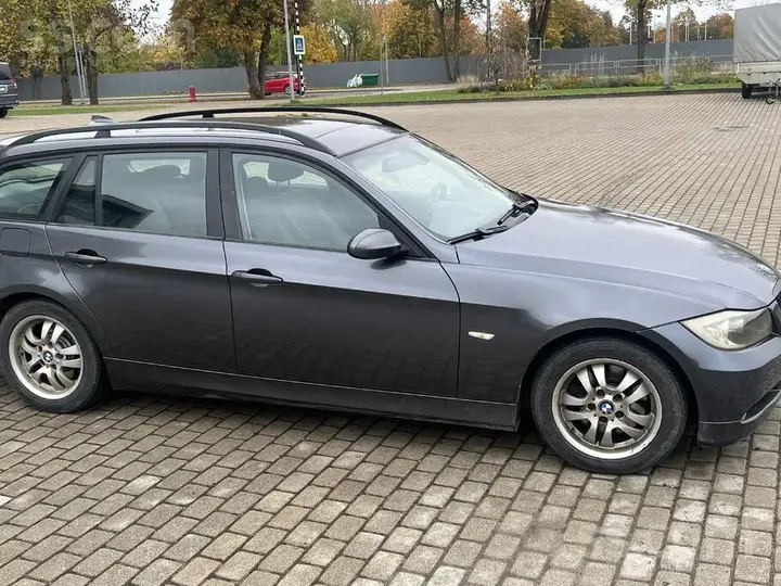 BMW 320 2007 photo 3