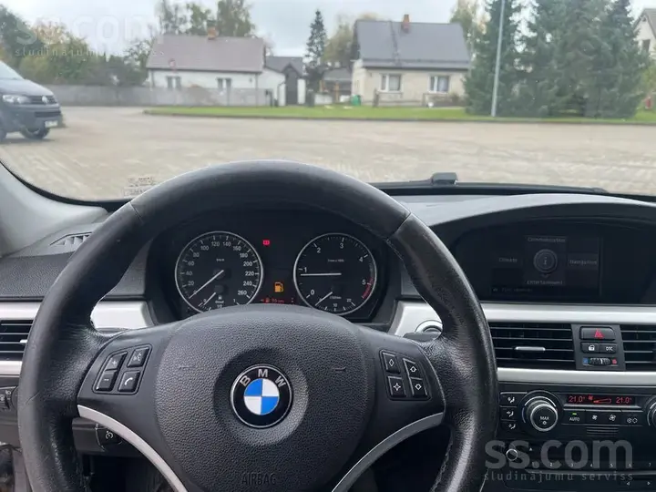 BMW 320 2007 photo 5