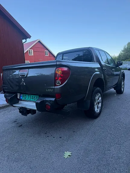 Mitsubishi L200 2010 photo 5