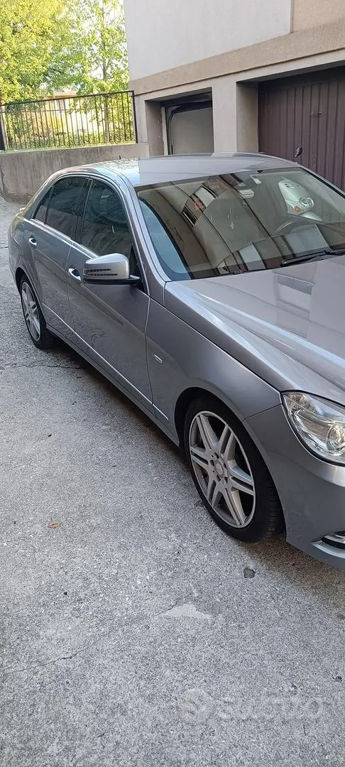 Mercedes-Benz E 220 Cdi 2011 photo 4