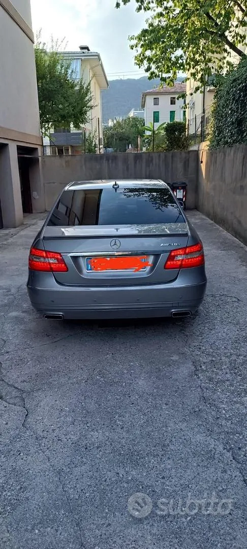 Mercedes-Benz E 220 Cdi 2011 photo 2