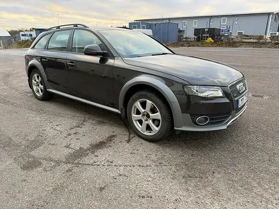 Audi A4 Allroad 2010 photo 4