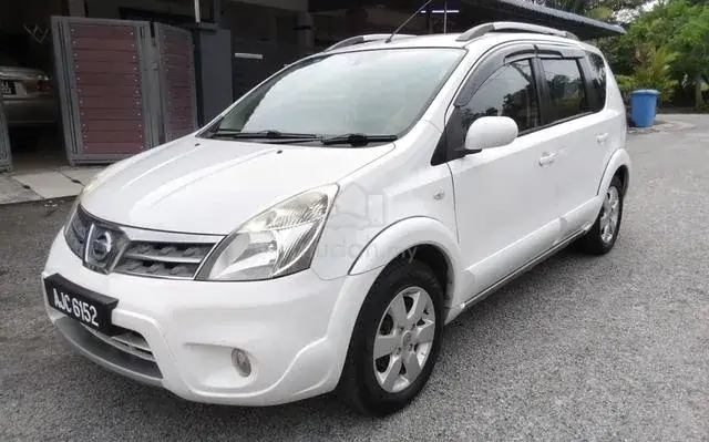 Nissan Livina