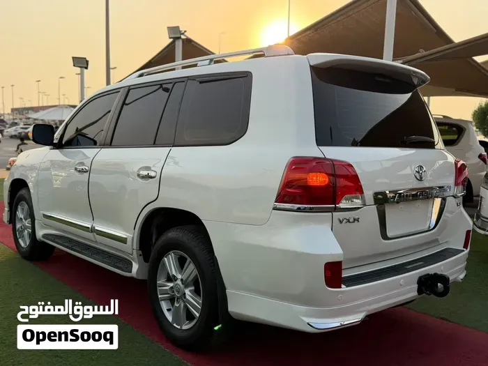 Toyota Land Cruiser 2014 photo 4