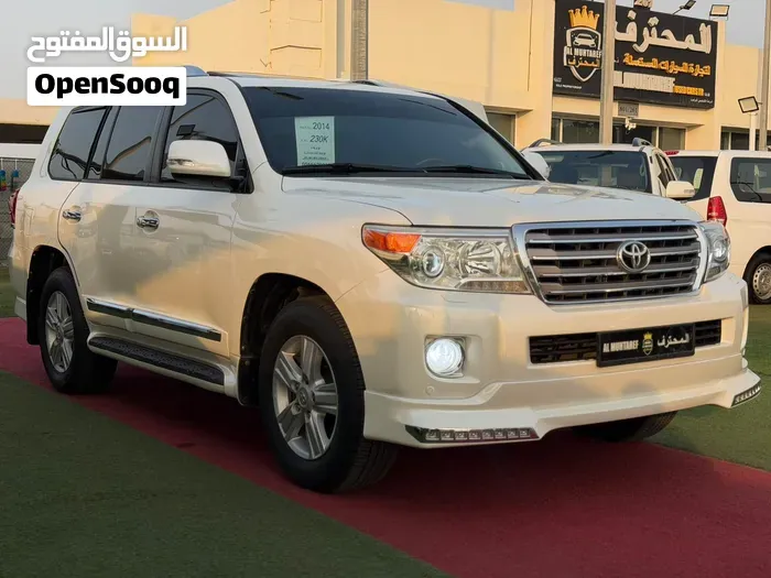 Toyota Land Cruiser 2014 photo 3