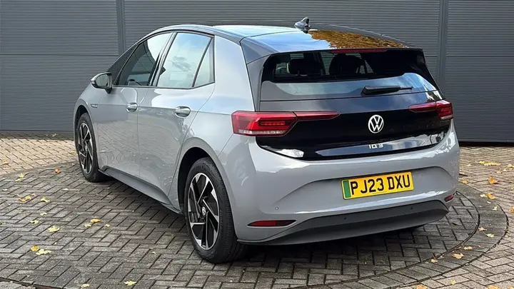 Volkswagen Id.3 2023 photo 3