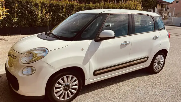 Fiat 500L 2015 photo 3
