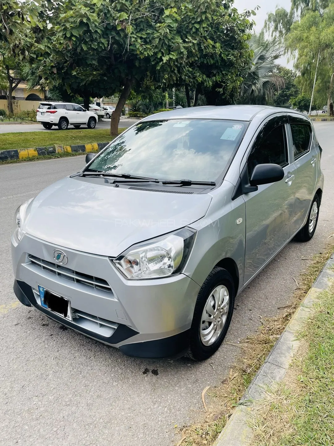 Daihatsu Mira