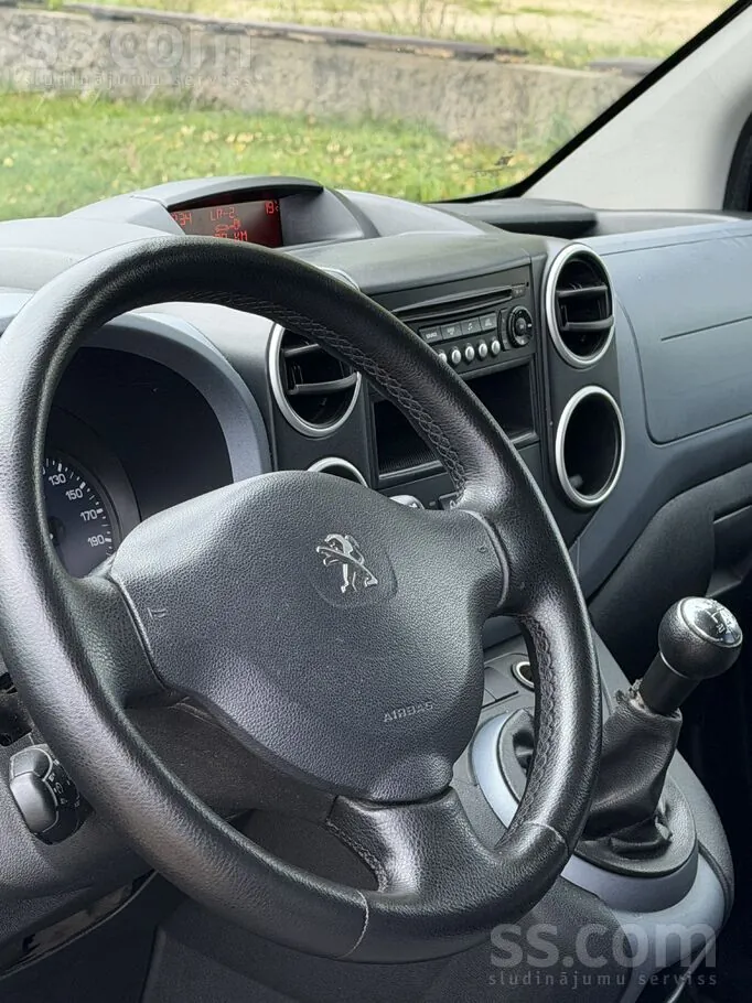 Peugeot Partner 2014 photo 3