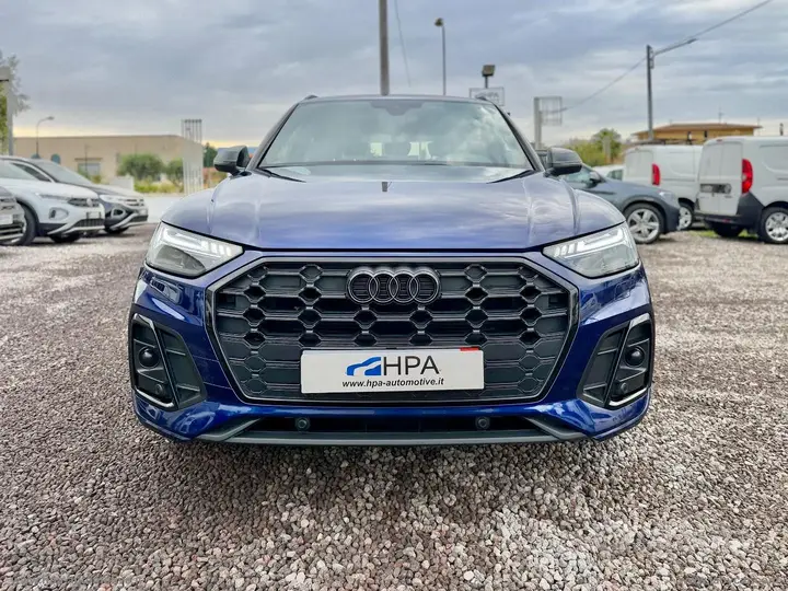 Audi Q5 2023 photo 2
