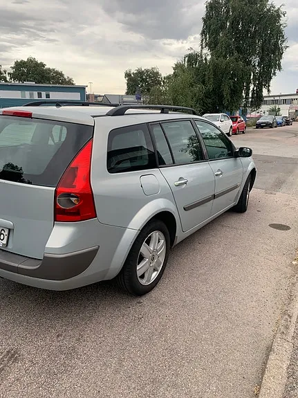 Renault Megane Ii 2004 photo 2