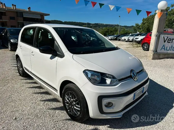 Volkswagen Up