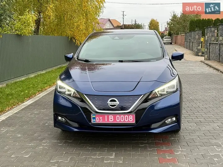 Nissan Leaf 2020 photo 2