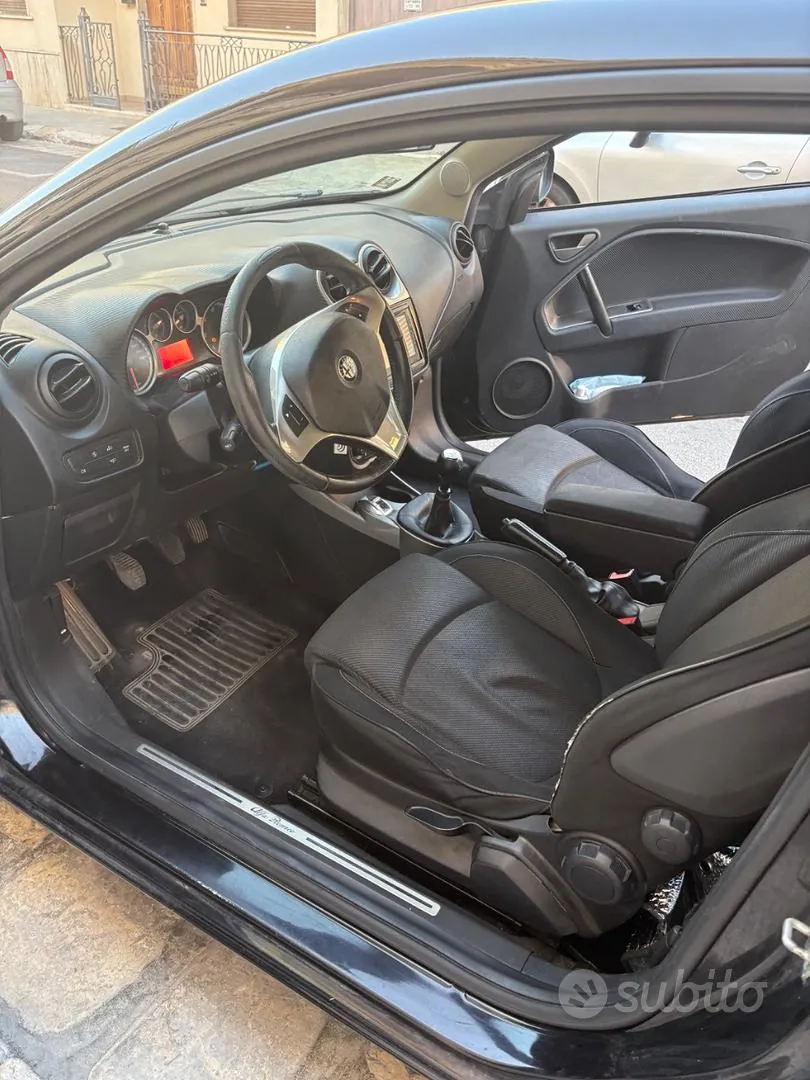 Alfa Romeo Mito 2011 photo 4