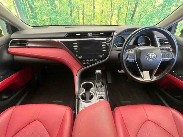 Toyota Camry 2020 photo 2