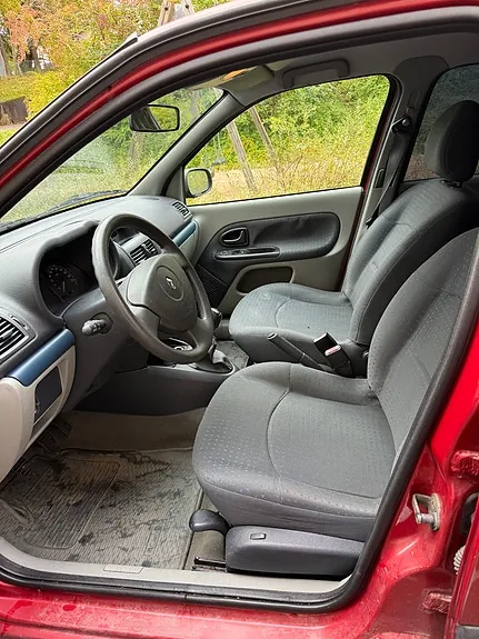 Renault Clio 2005 photo 2