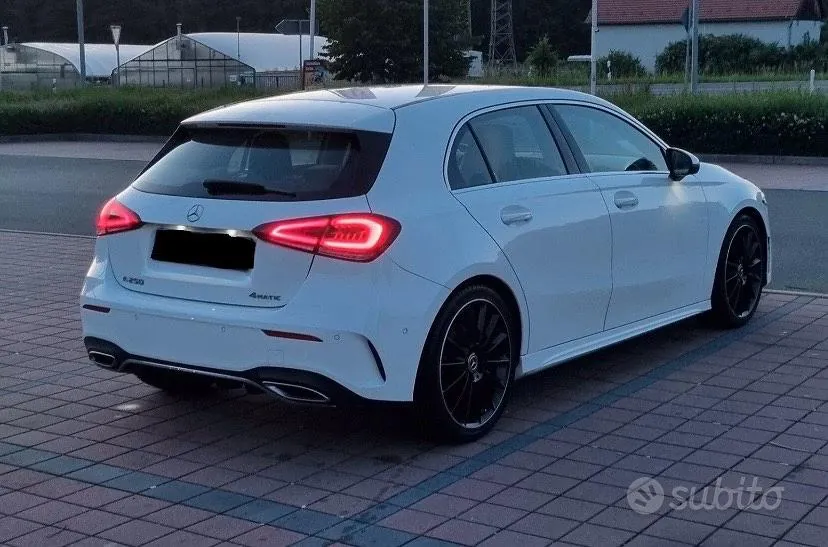 Mercedes-Benz A-Class 2019 photo 3