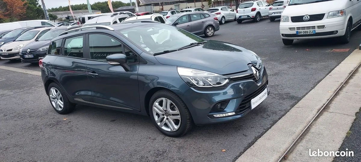 Renault Clio 2018 photo 2