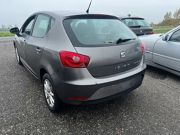Seat Ibiza 2017 photo 3