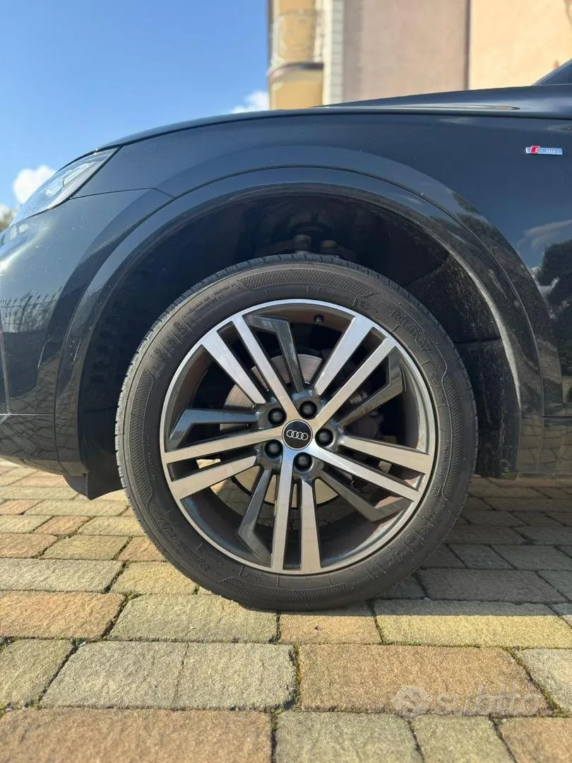 Audi Q5 2022 photo 4